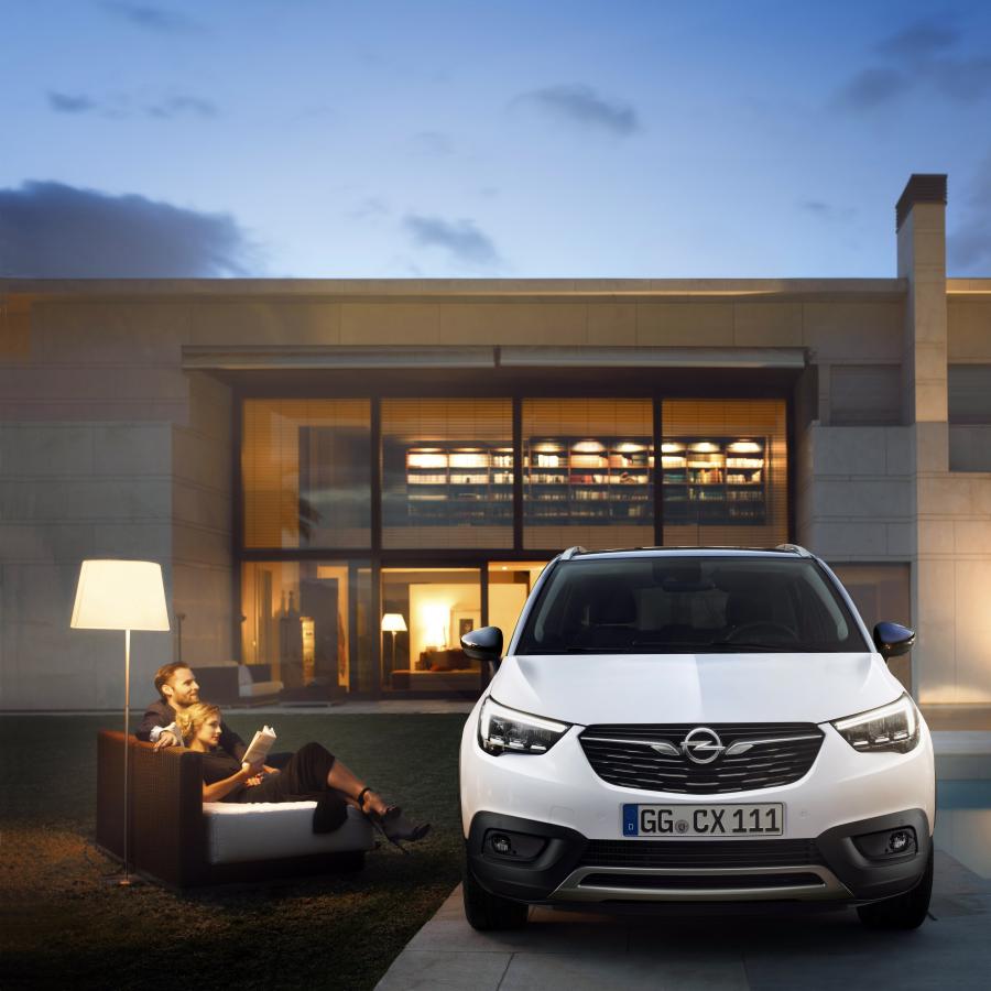  Opel Crossland X Turbo 2017 года  (фото 3 из 51)